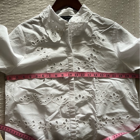 SAKS FIFTH AVENUE Women’s Collared Eyelet Shirt White Size Medium - Picture 5 of 8